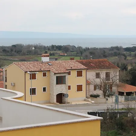 Mamia Apartment